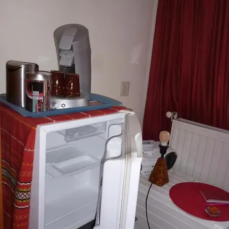 Bed & Breakfast Landscape *